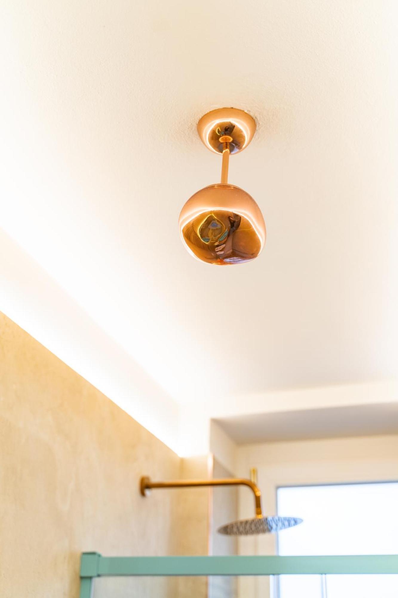 Lecco Antico Pozzo - Modern Suite ภายนอก รูปภาพ