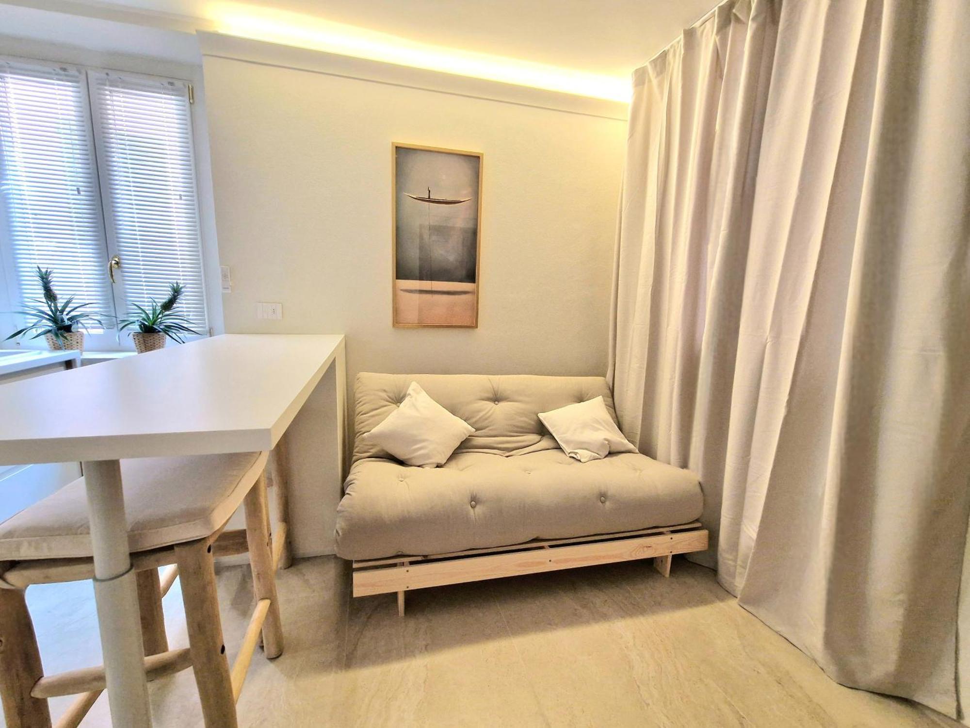 Lecco Antico Pozzo - Modern Suite ภายนอก รูปภาพ